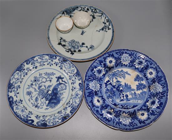 Two Oriental plates, 2 tea bowls & a blue & white plate